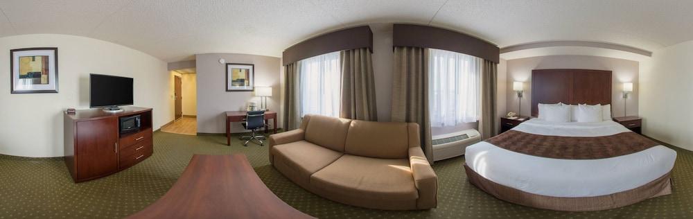Quality Inn & Suites Clackamas - Portland Bagian luar foto