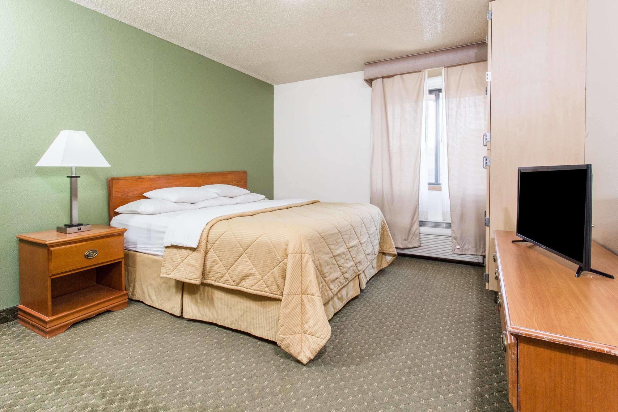 Quality Inn & Suites Clackamas - Portland Bagian luar foto