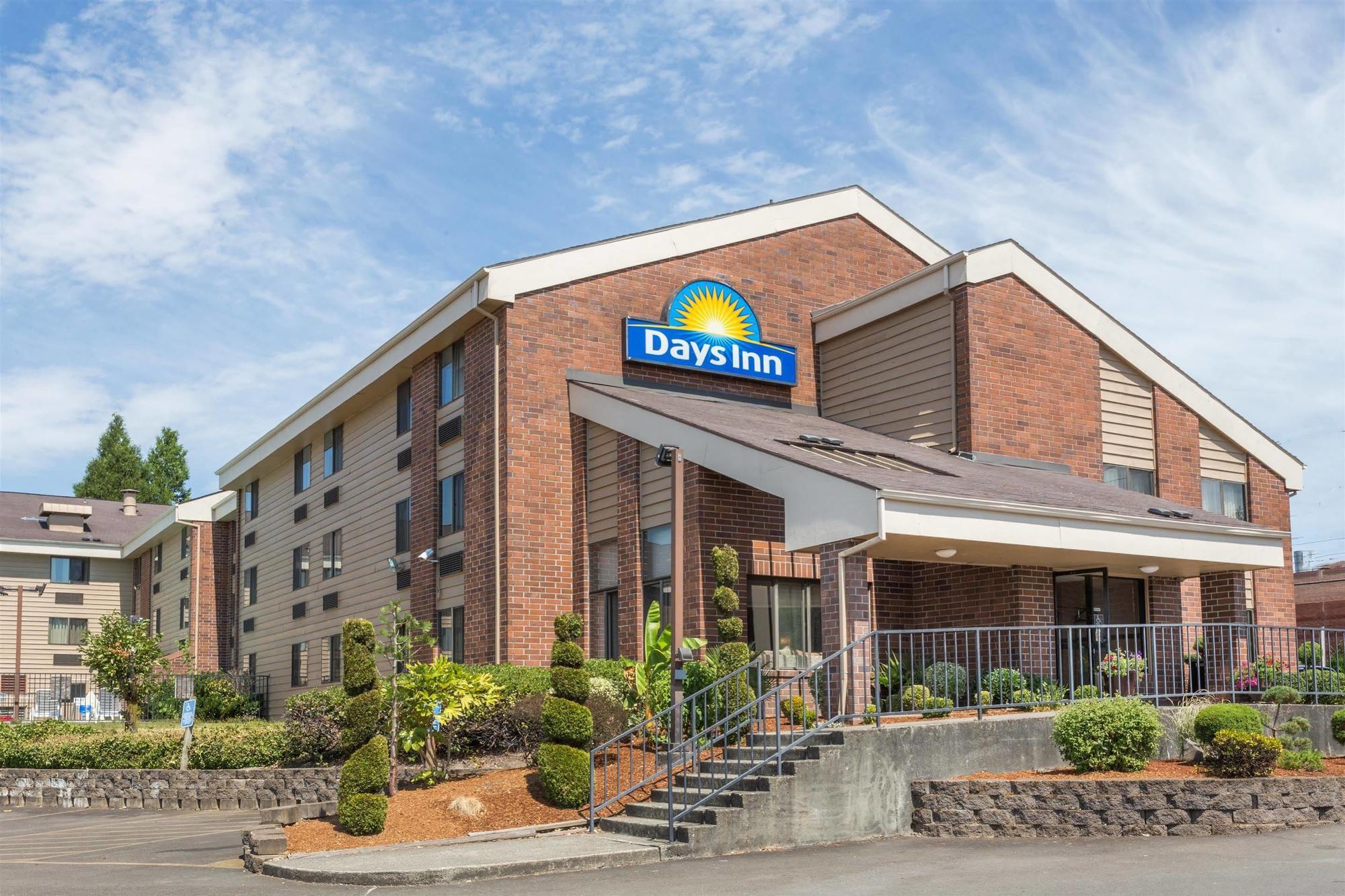 Quality Inn & Suites Clackamas - Portland Bagian luar foto